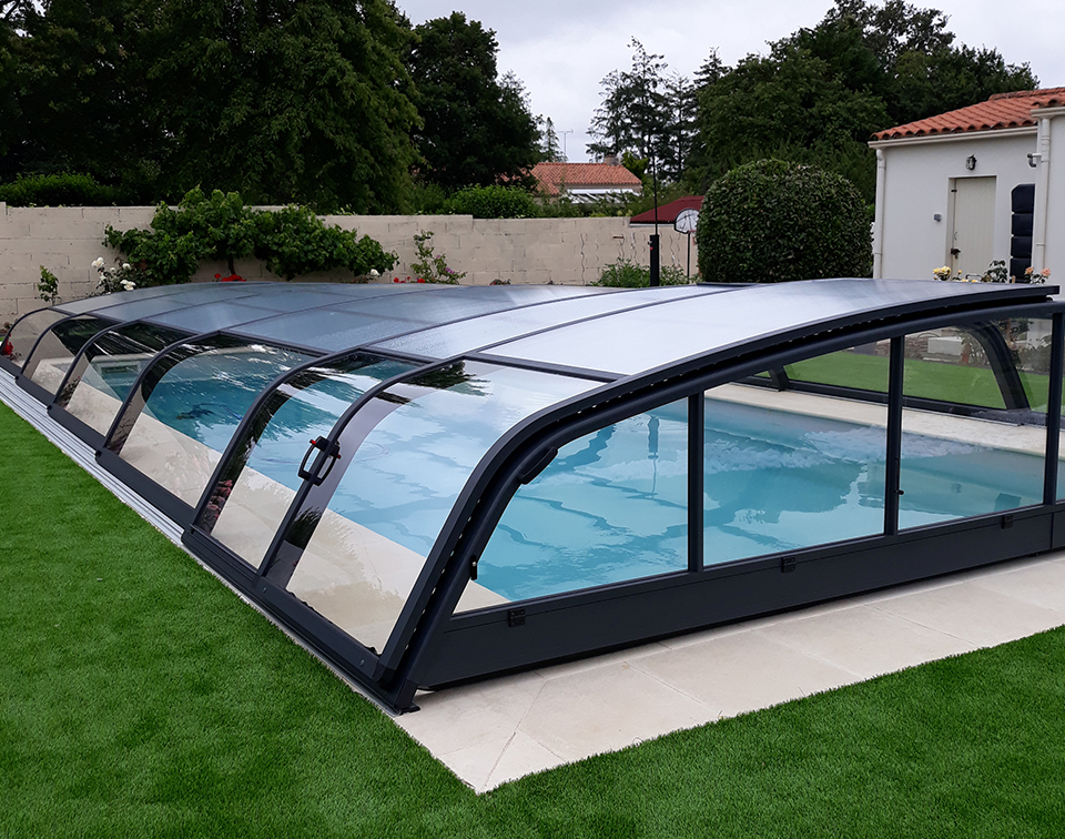 abris de piscine bas